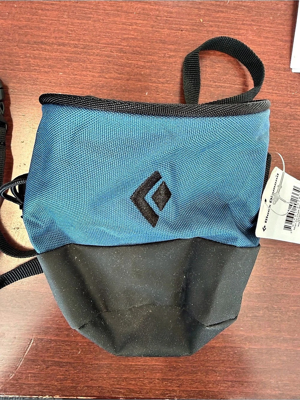 Black Diamond Moji Chalk Bag Blue & Black with tag